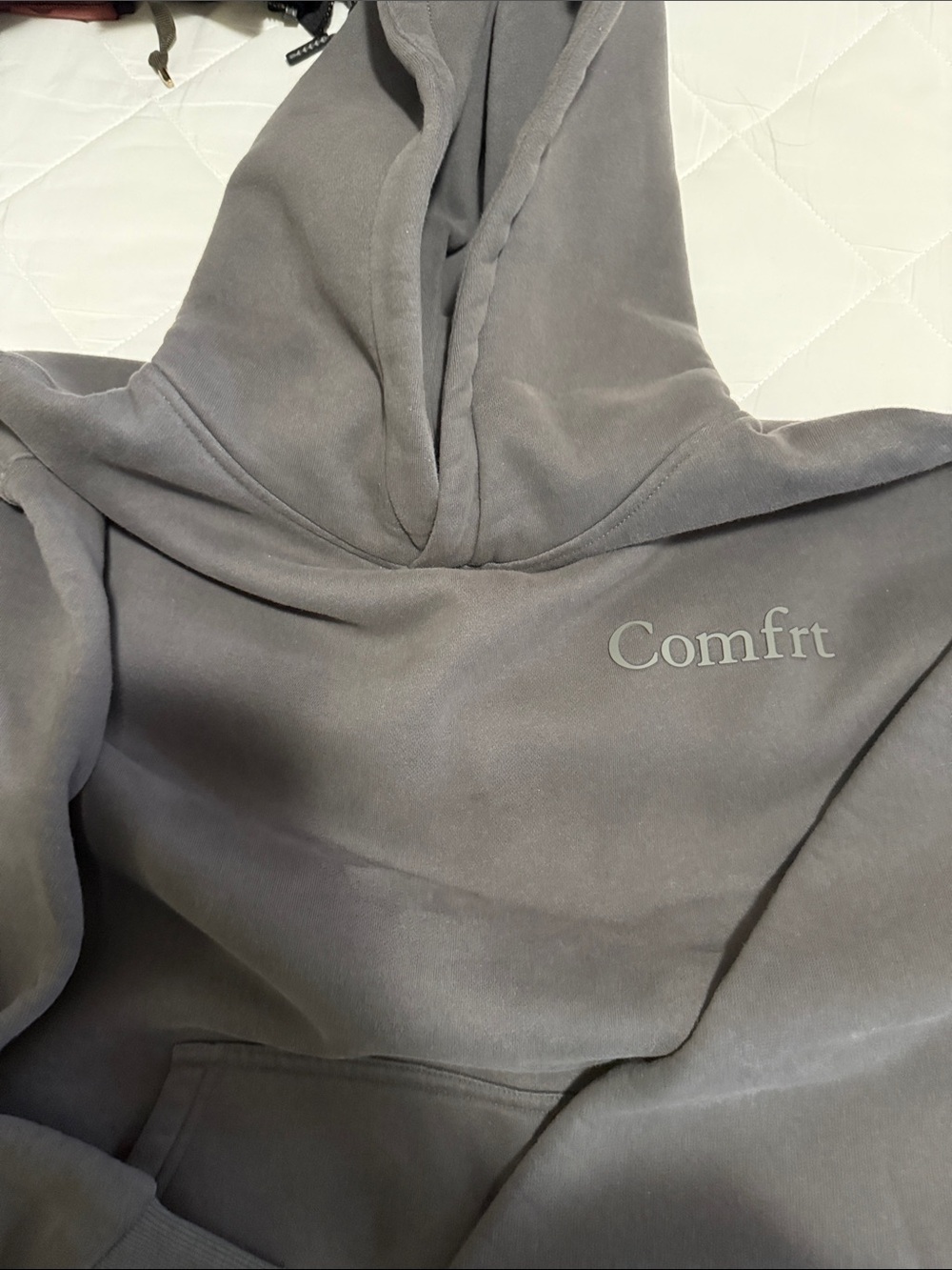 Comfrt Set - Picture 2 of 2